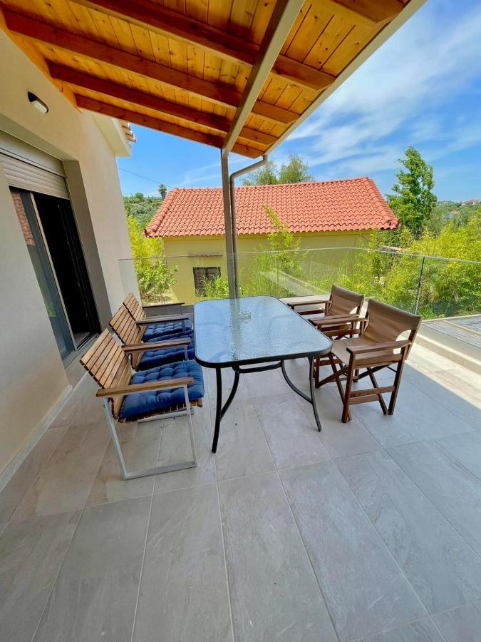 Gargarou Residences Kómboi Eksteriør bilde