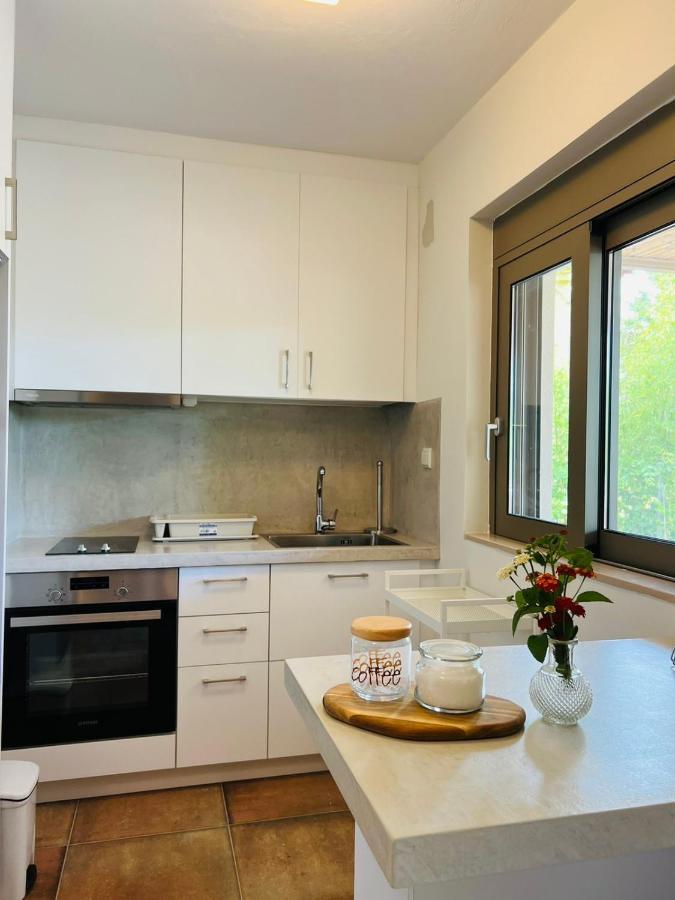 Gargarou Residences Kómboi Eksteriør bilde