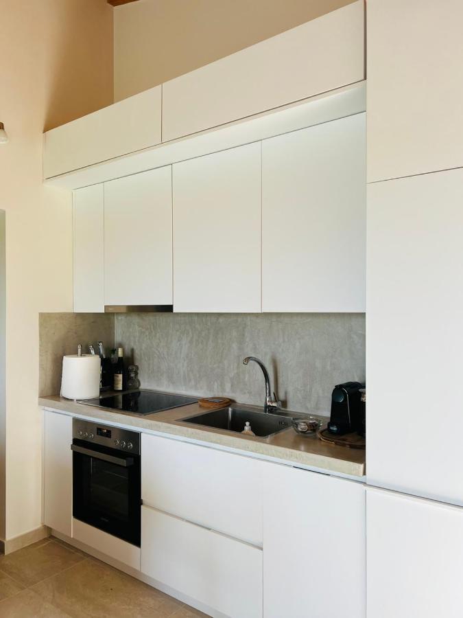 Gargarou Residences Kómboi Eksteriør bilde